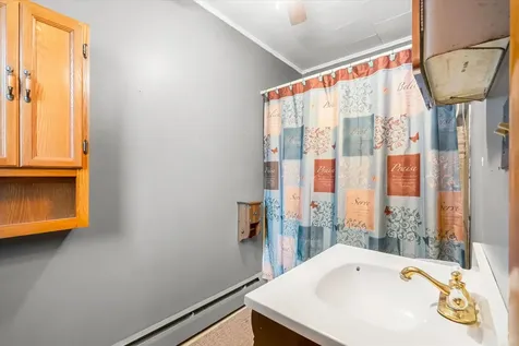 309 North Street Earlville IL 60518