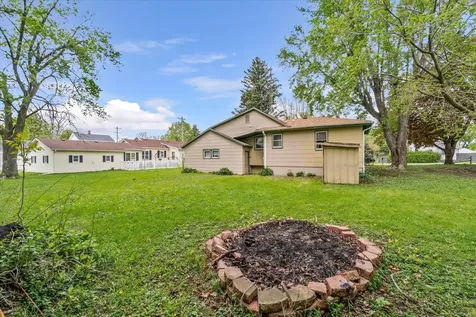 309 North Street Earlville IL 60518