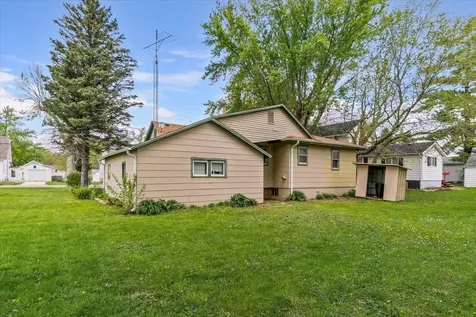 309 North Street Earlville IL 60518