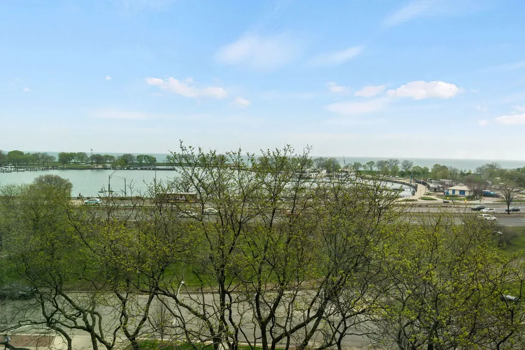 3180 North Lake Shore Drive Chicago IL 60657