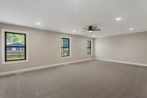 202 West Evergreen Drive St. Joseph IL 61873