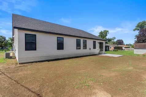 202 West Evergreen Drive St. Joseph IL 61873