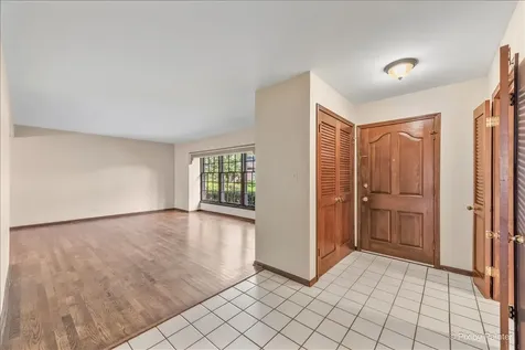 3116 Mary Kay Lane Glenview IL 60026