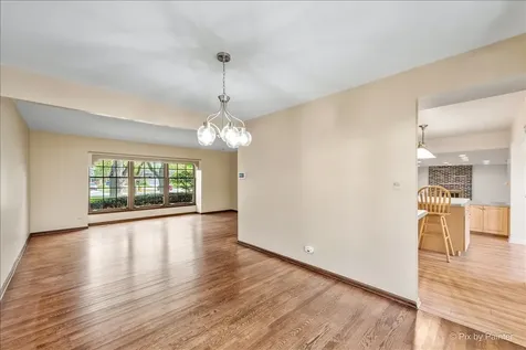 3116 Mary Kay Lane Glenview IL 60026