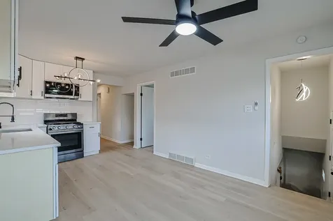 371 Bensley Avenue Calumet City IL 60409