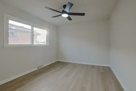 371 Bensley Avenue Calumet City IL 60409