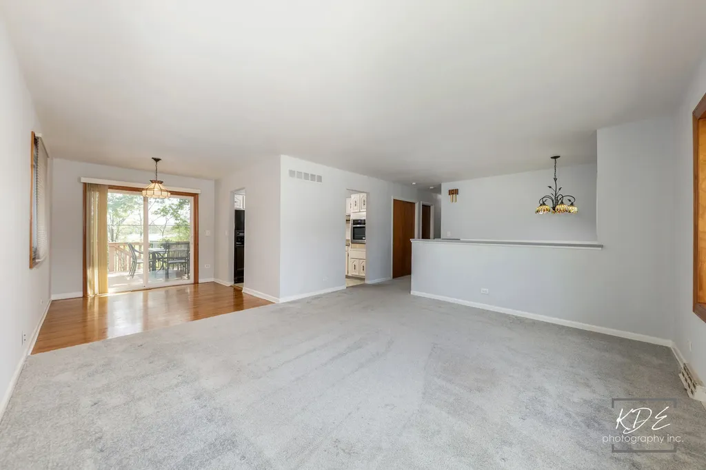 5385 Westview Lane Lisle IL 60532