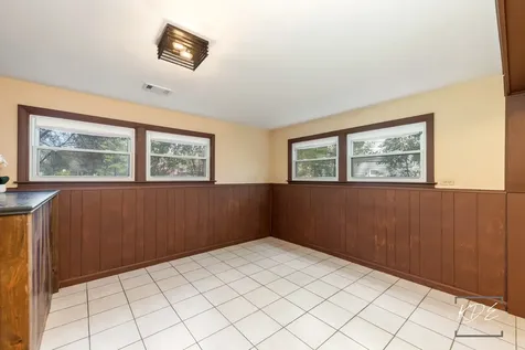 5385 Westview Lane Lisle IL 60532