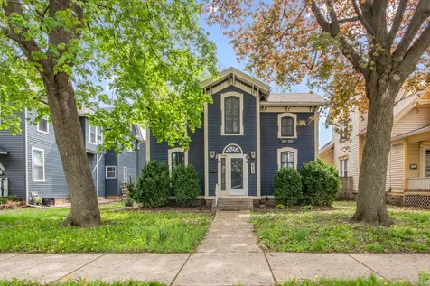 212 South 4th Street Aurora IL 60505