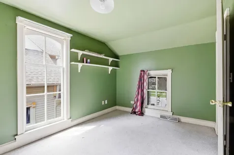 212 South 4th Street Aurora IL 60505