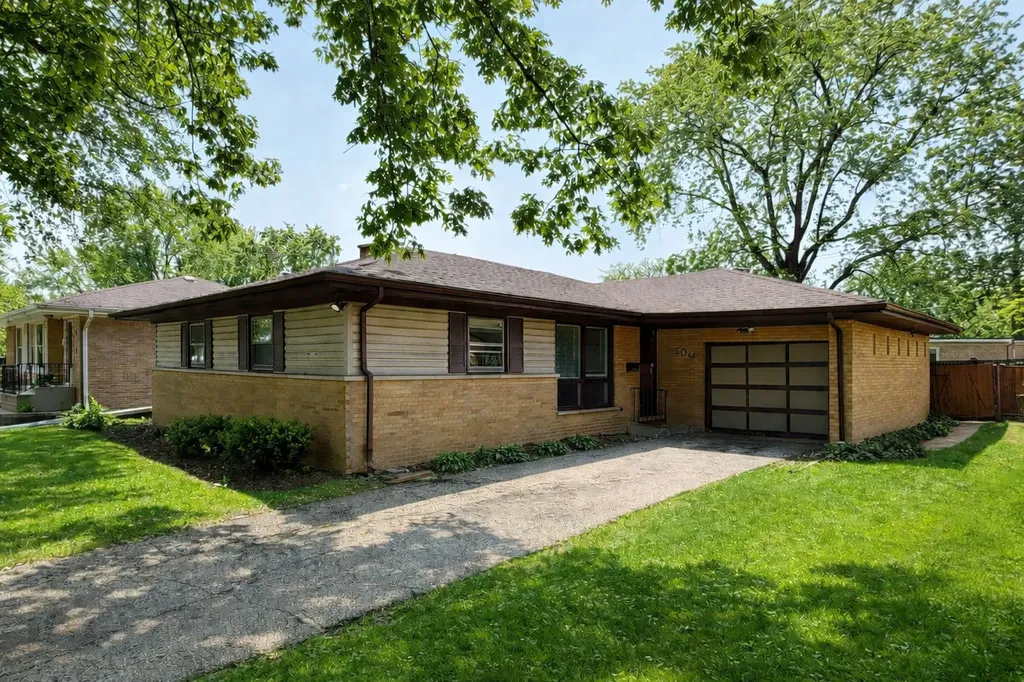 502 South Edward Street Mount Prospect IL 60056