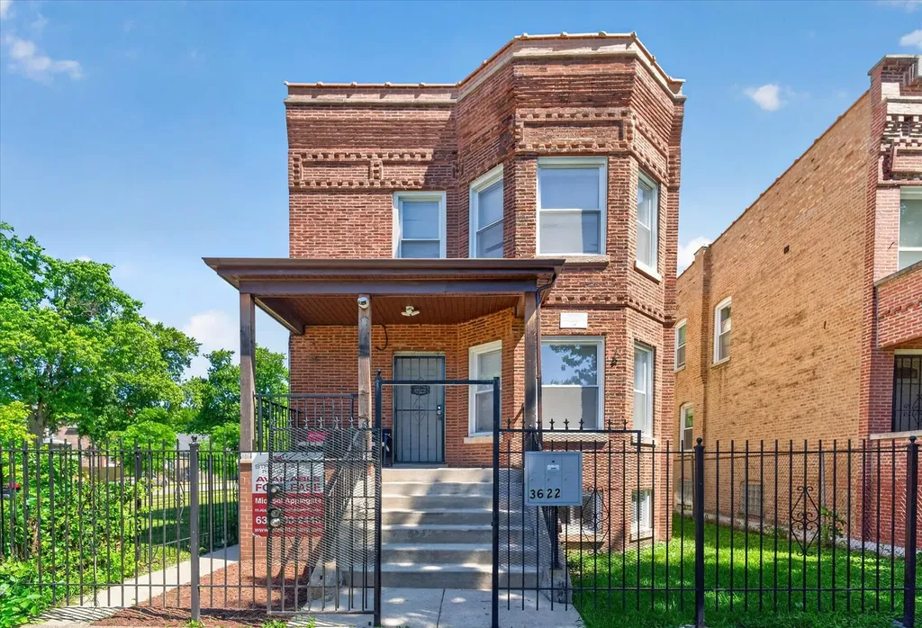 3622 West Franklin Boulevard Chicago IL 60624