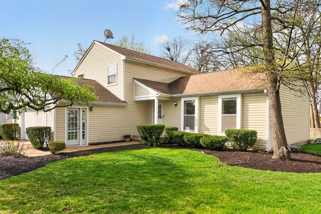 460 Highland Grove Drive Buffalo Grove IL 60089