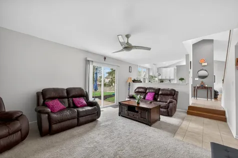 460 Highland Grove Drive Buffalo Grove IL 60089
