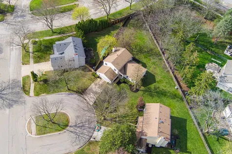 460 Highland Grove Drive Buffalo Grove IL 60089