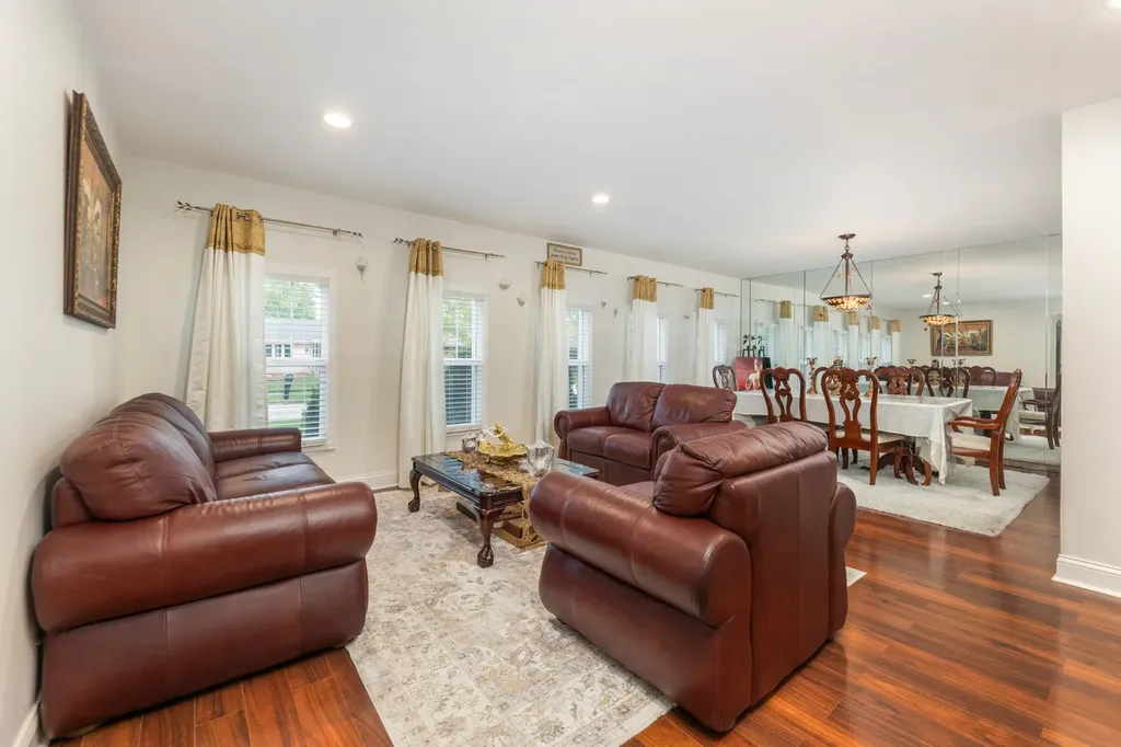15542 Catalina Court Orland Park IL 60462