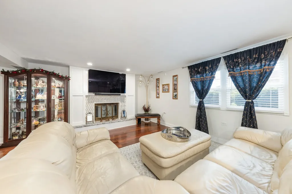 15542 Catalina Court Orland Park IL 60462