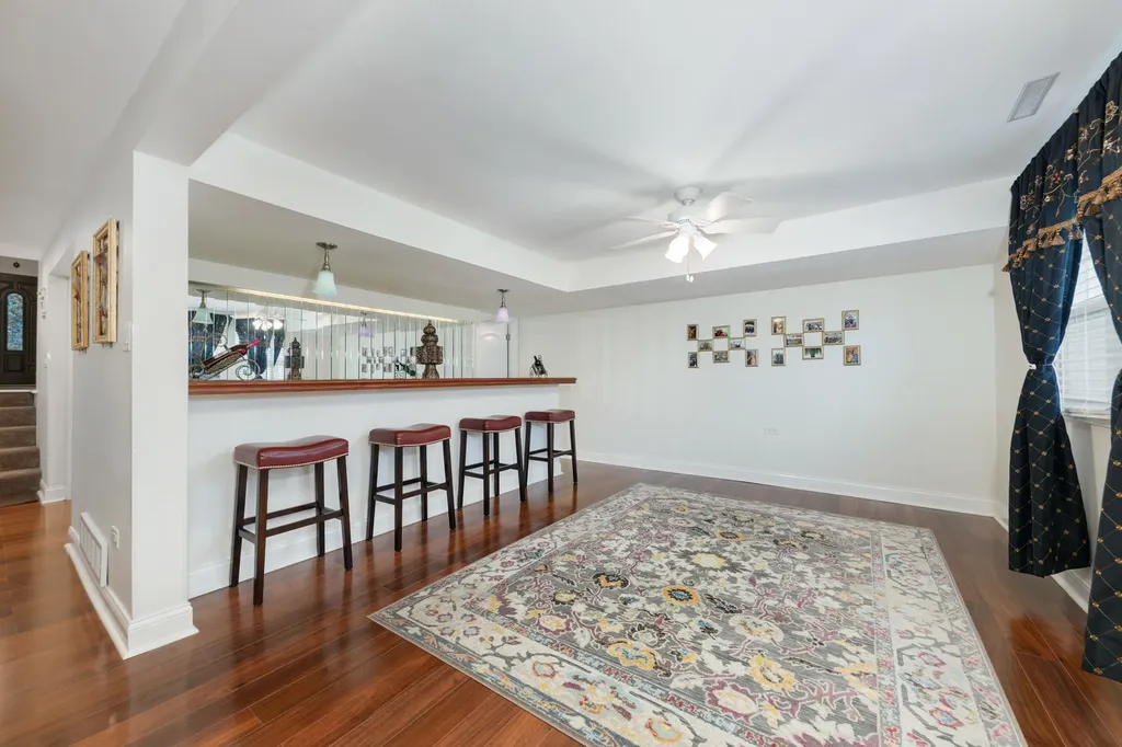15542 Catalina Court Orland Park IL 60462