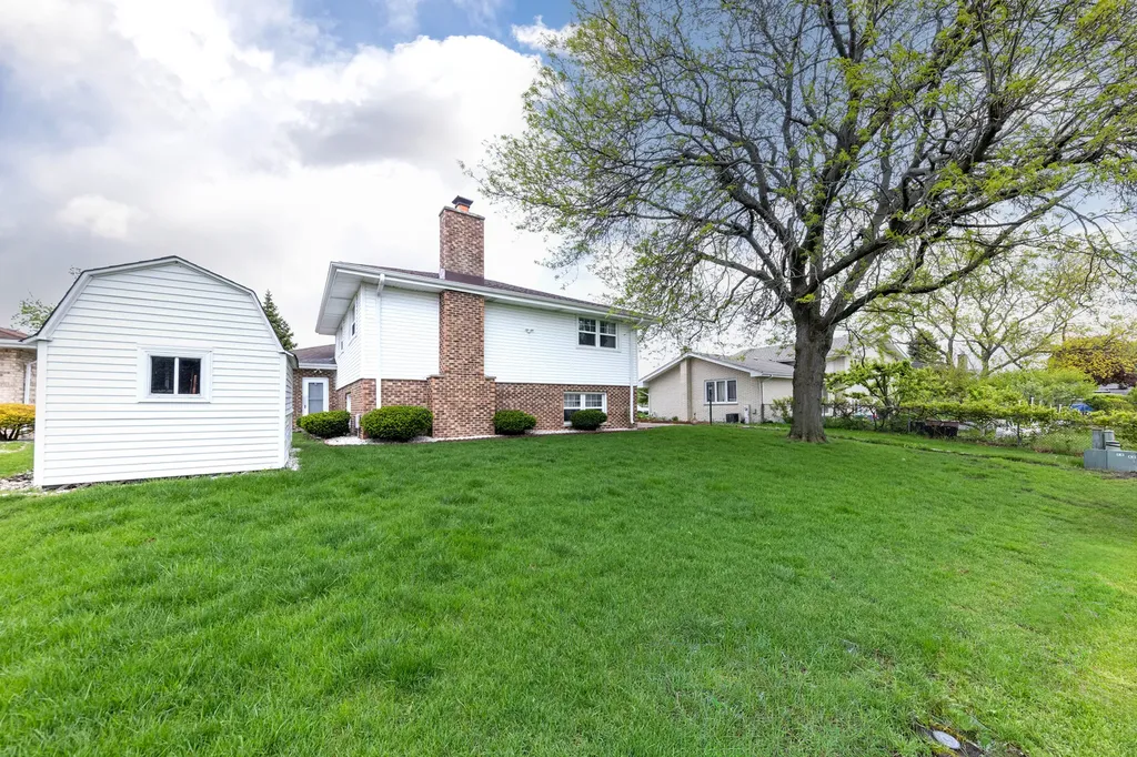 15542 Catalina Court Orland Park IL 60462