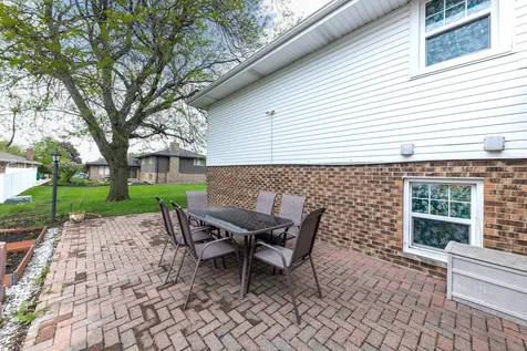 15542 Catalina Court Orland Park IL 60462