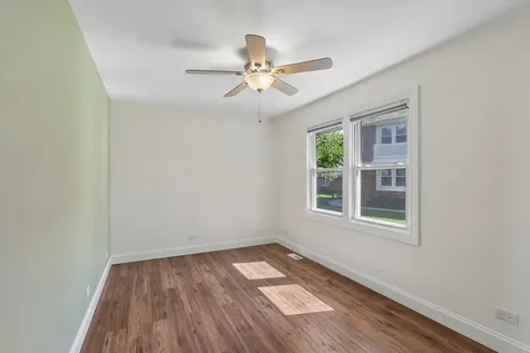 309 Northwestern Court Bloomingdale IL 60108