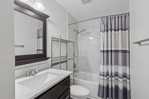 309 Northwestern Court Bloomingdale IL 60108