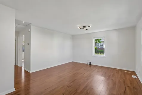 309 Northwestern Court Bloomingdale IL 60108