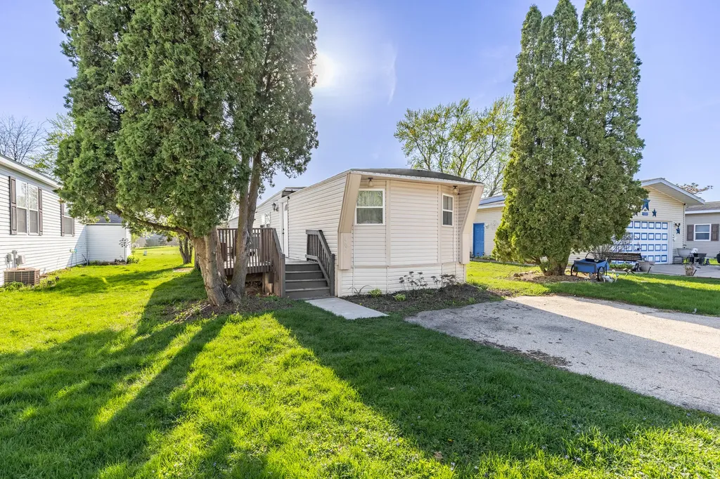 403 Spruce Drive Belvidere IL 61008