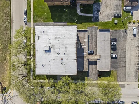 5800 West 105th Street Oak Lawn IL 60453