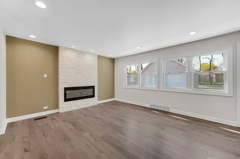 2127 Downey Road Homewood IL 60430