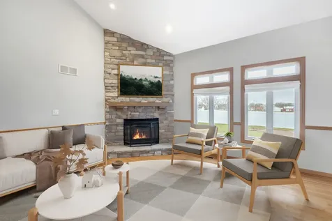 125 North Hamilton Drive Grant Park IL 60940