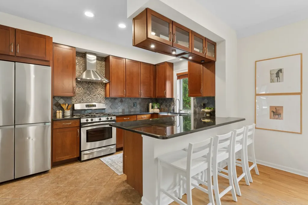 3312 North Racine Avenue Chicago IL 60657