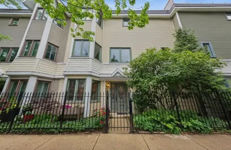 3312 North Racine Avenue Chicago IL 60657