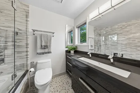 3312 North Racine Avenue Chicago IL 60657