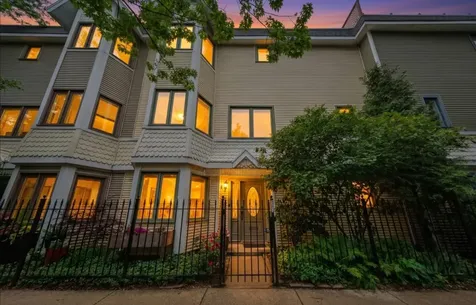 3312 North Racine Avenue Chicago IL 60657