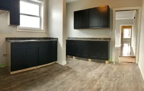 9133 South Essex Avenue Chicago IL 60617