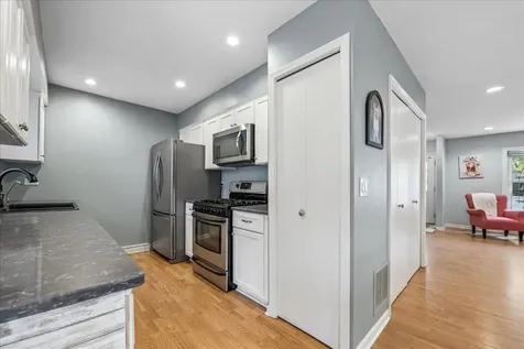 39 Boxwood Lane Cary IL 60013