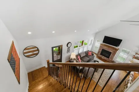 728 North Lincoln Avenue Geneva IL 60134