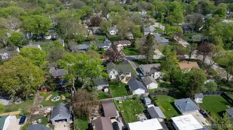 728 North Lincoln Avenue Geneva IL 60134