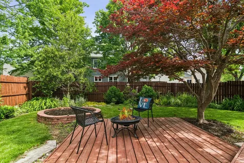 1181 Regent Drive Mundelein IL 60060