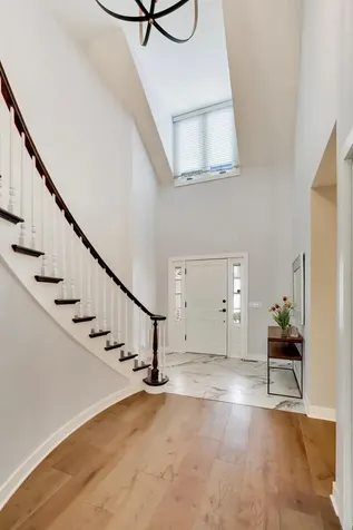 26 The Court Of Island Point Northbrook IL 60062