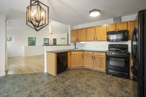 609 Arbor Circle Lakemoor IL 60051