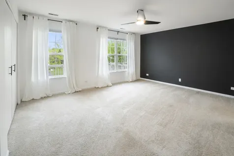 609 Arbor Circle Lakemoor IL 60051