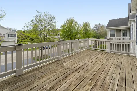609 Arbor Circle Lakemoor IL 60051