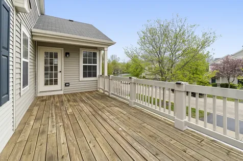 609 Arbor Circle Lakemoor IL 60051