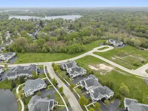 609 Arbor Circle Lakemoor IL 60051