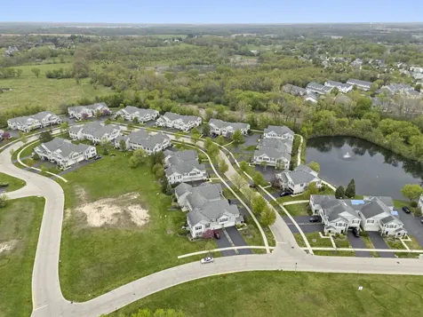 609 Arbor Circle Lakemoor IL 60051