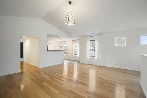 609 Arbor Circle Lakemoor IL 60051