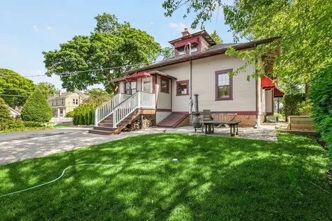 288 Park Avenue Grayslake IL 60030