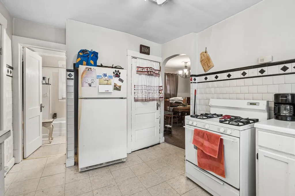 3537 North Natoma Avenue Chicago IL 60634